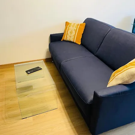 Apartment Cosy Near Geneva Saint-Julien-en-Genevois
