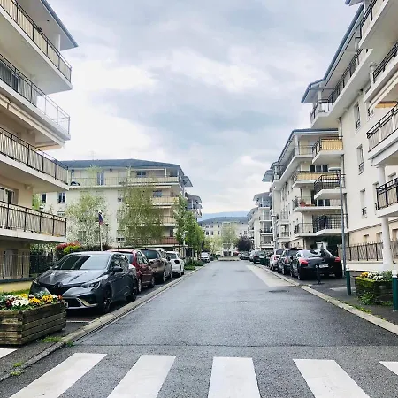 Cosy Near Geneva *