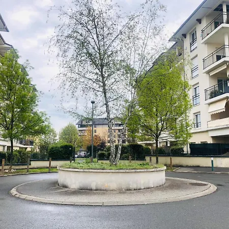 Cosy Near Geneva Apartamento